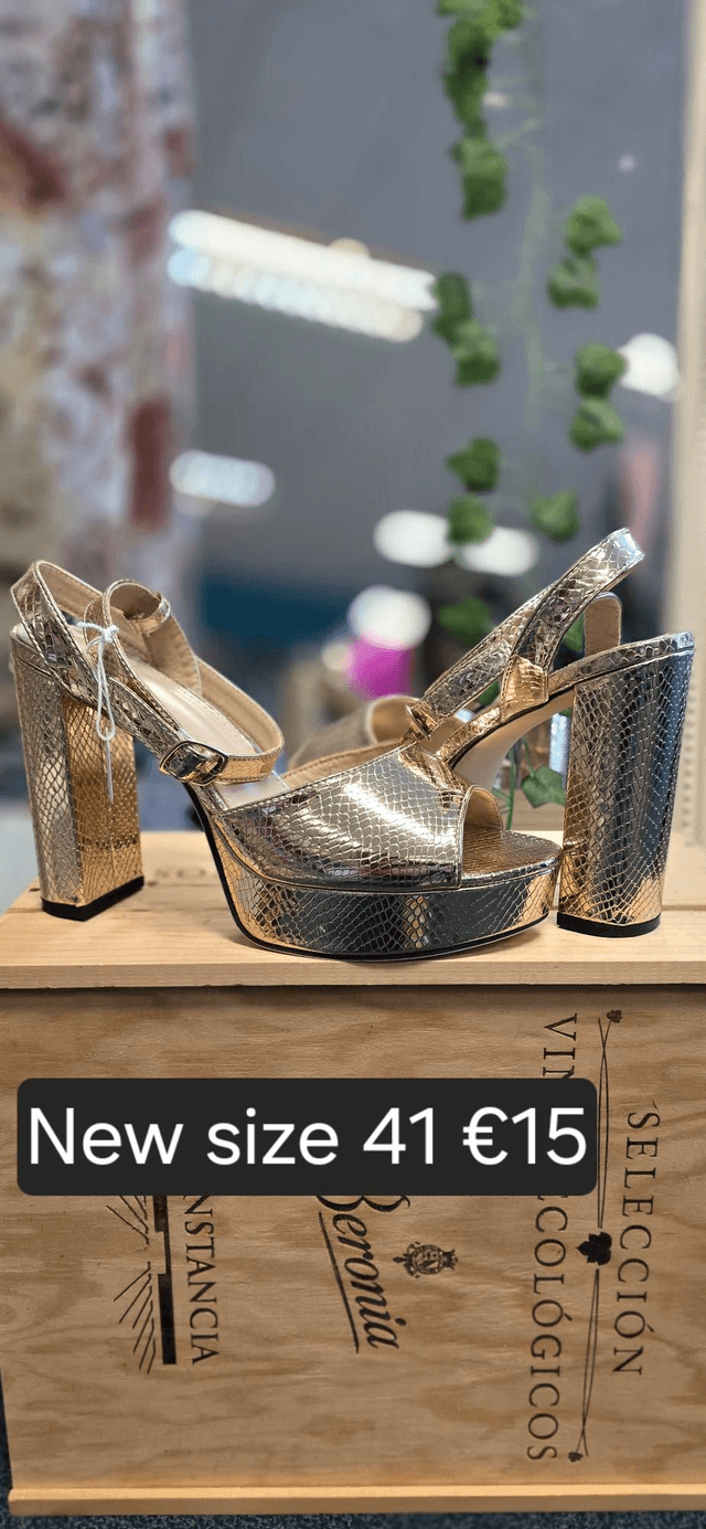 Heels shoes