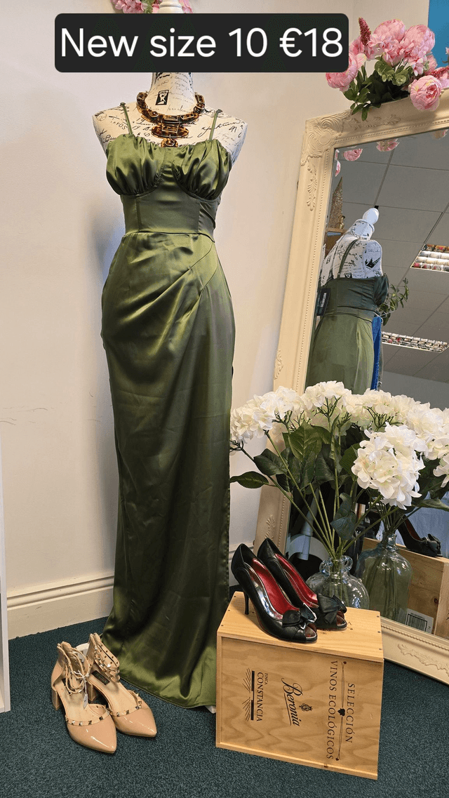 `Satin green